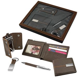 Набор "Brown": брелок, авторучка, портмоне и ключница, коричневый, 26,5х22,5х3,2см, иск.кожа, мета