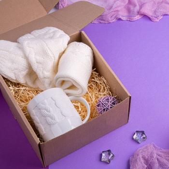 Набор подарочный KEEPWARM: кружка, носки, коробка, стружка, белый