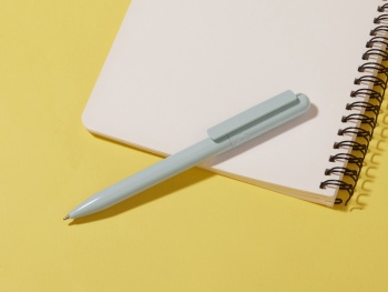 Ручка шариковая "Recycled Pet Pen Change Ocean" из океанского пластика, белая