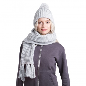 Подарочный набор WINTER DREAMS: коробка, шапка, шарф, термокружка, печенье с предсказанием, белый