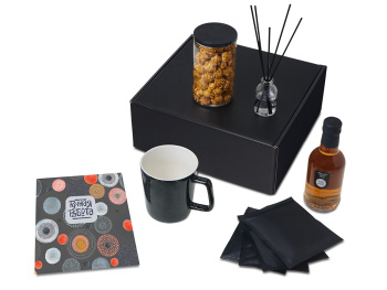 Подарочный набор «Re:y. Treat» с кружкой, сиропом и попкорном