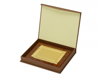 Плакетка с золотистой пластиной