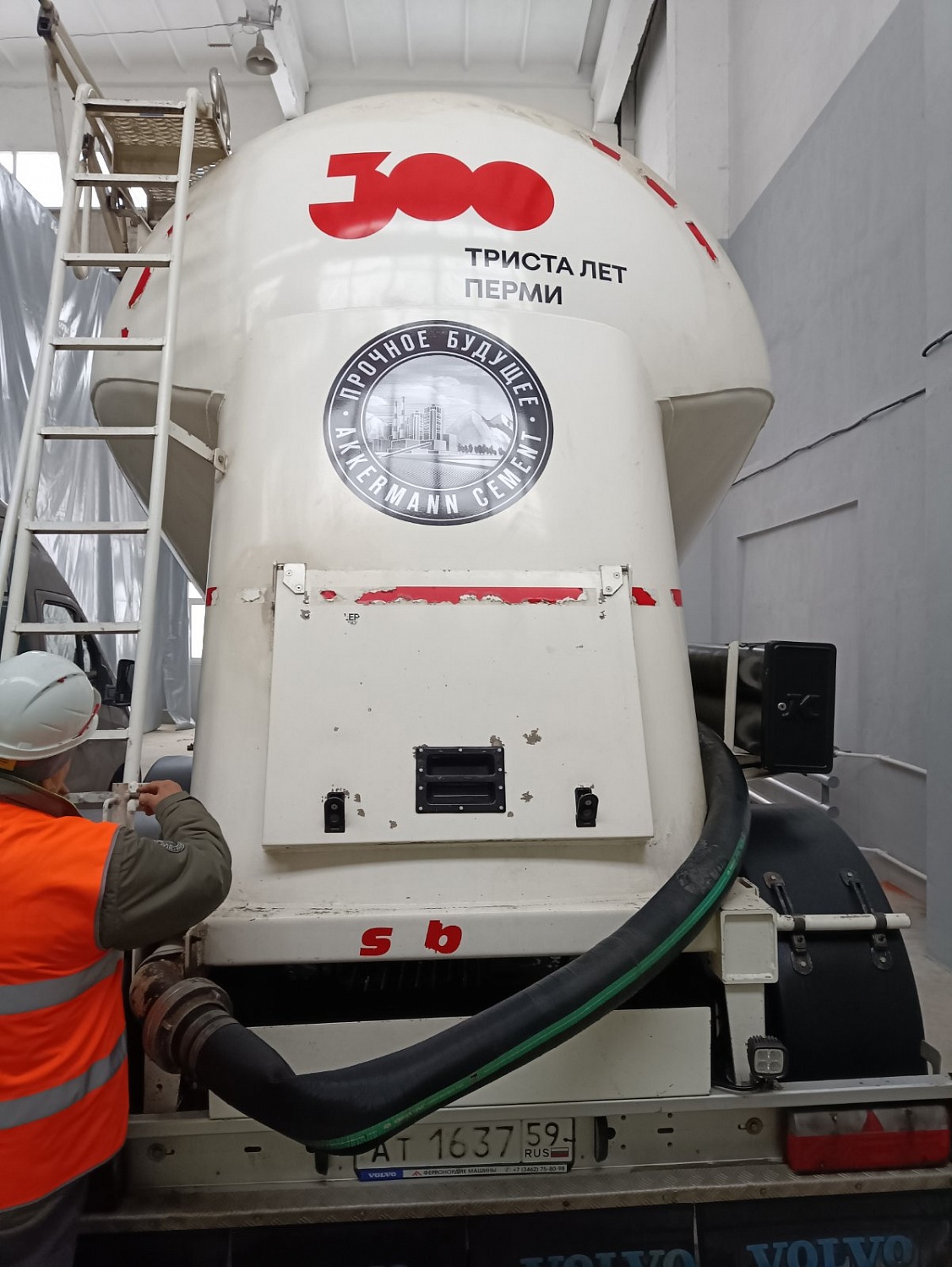 Брендирование автомобилей