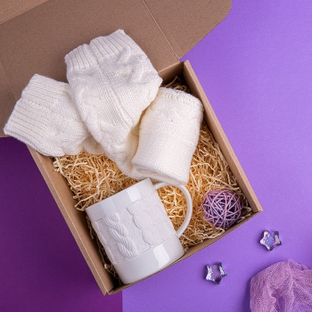 Набор подарочный KEEPWARM: кружка, носки, коробка, стружка, белый
