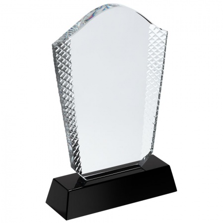 Стела Insignum, уценка