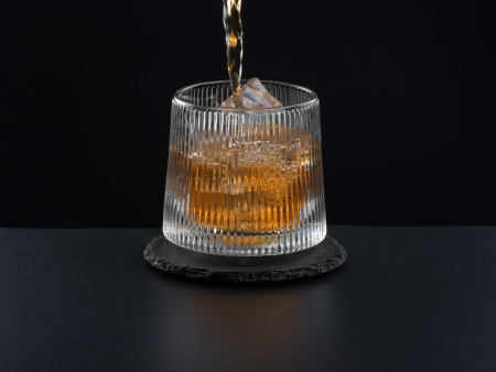 Вращающийся бокал для виски на сланцевом костере "Ventura"